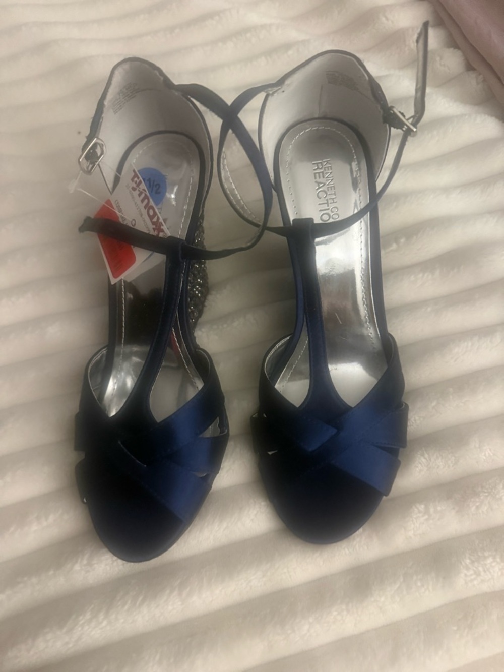 Kenneth Cole Reaction Navy Satin T-Strap Heels with Crisscross Front